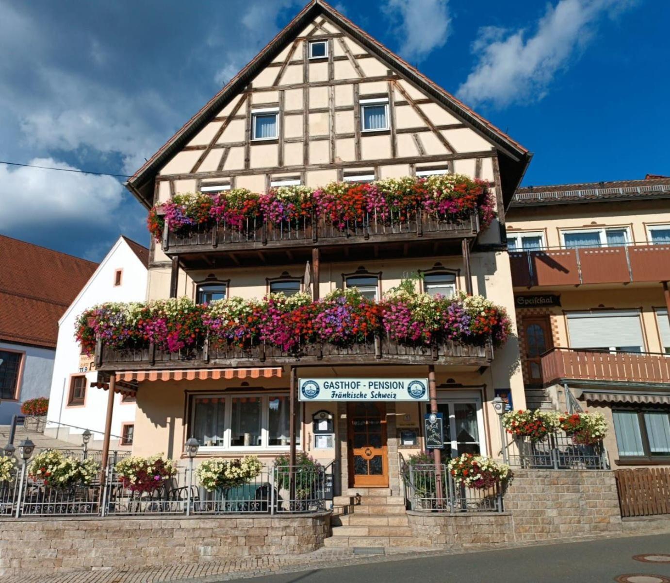 Gasthof-Pension Fraenkische Schweiz Obertrubach Exterior photo